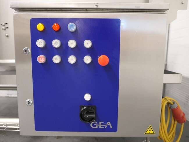 GEA flip-over drip-off conveyor